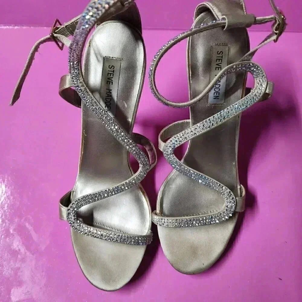 Steve Madden Gold Satin And Gold Rhinestone Strappy 4” High Heel Sz 9M